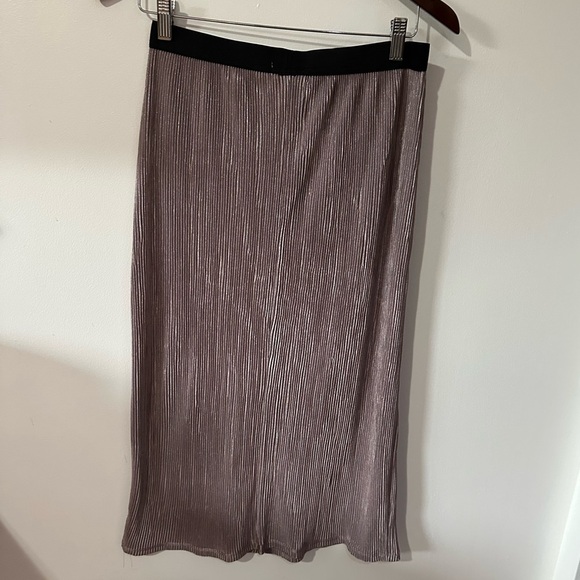 🌟3/$20🌟 Y2K Wet Seal midi skirt NWT size medium - Picture 2 of 6